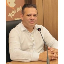 Aprovado projeto do vereador Rogério da Viação para uso de QR Code nas placas de Obras Municipais